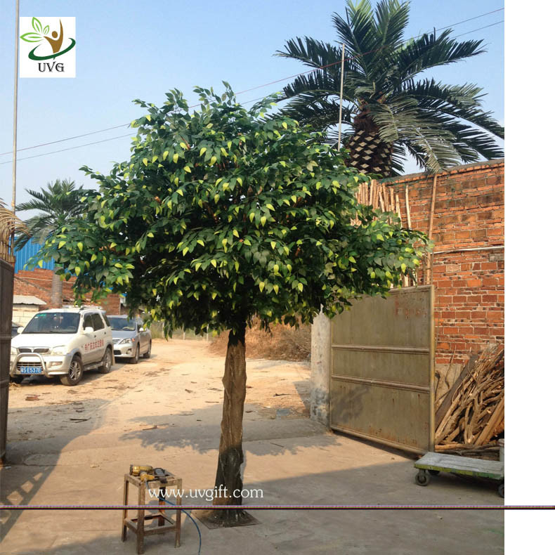 UVG 10ft tall handmade green outdoor artificial banyan tree for home christmas decoration GRE052