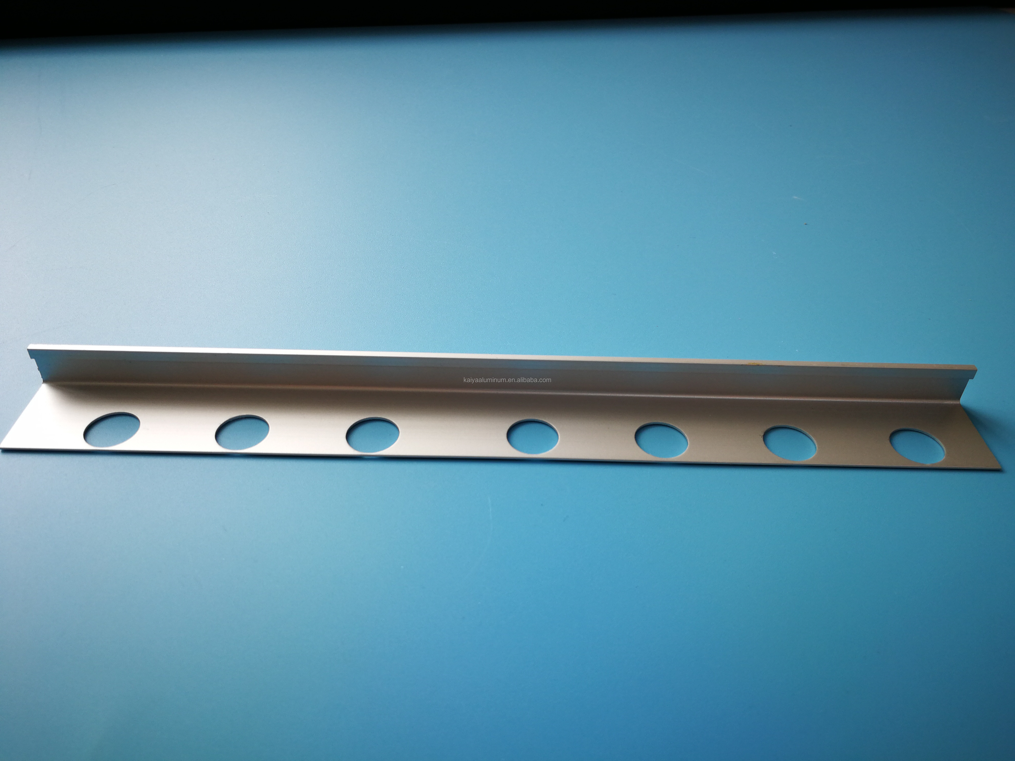 Matte Silver 27cm Square Tile Decorative Aluminum Trim Anodized