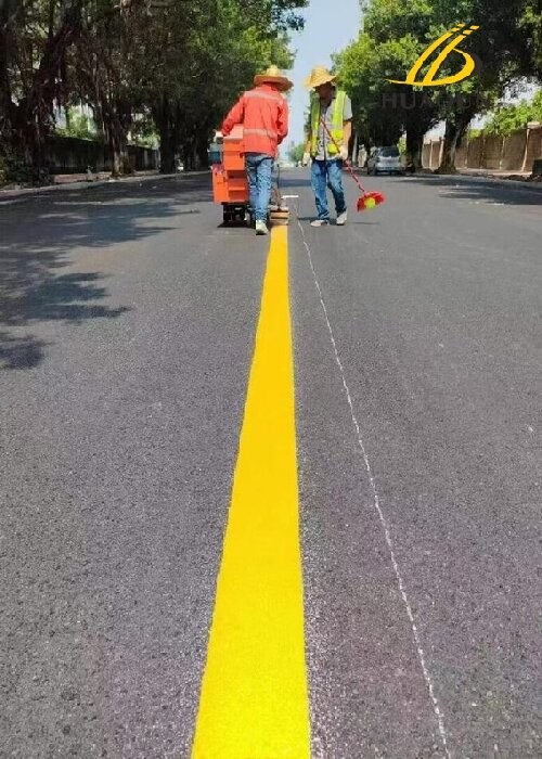 Quick Drying Glossy Finish Thermoplastic Paint For Road Marking Hot Melt Road Marking Paint