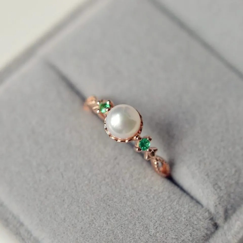 Plated Natural Freshwater Round Cut Pearl Green Emerald Vintage Engagement Ring In Sterling Silver