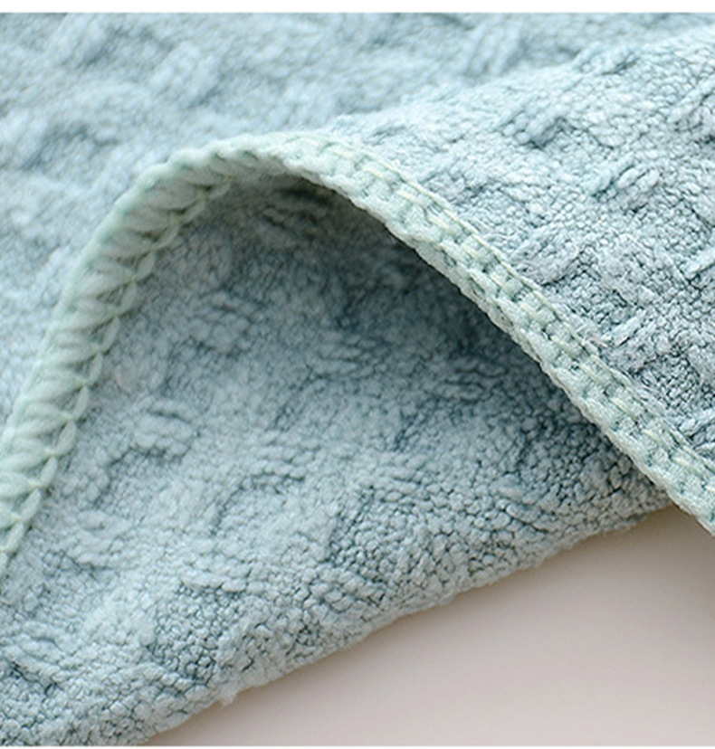 100% Cotton Hand Towel Absorbent and Sustainable Striped Pattern for Sensitive Skin