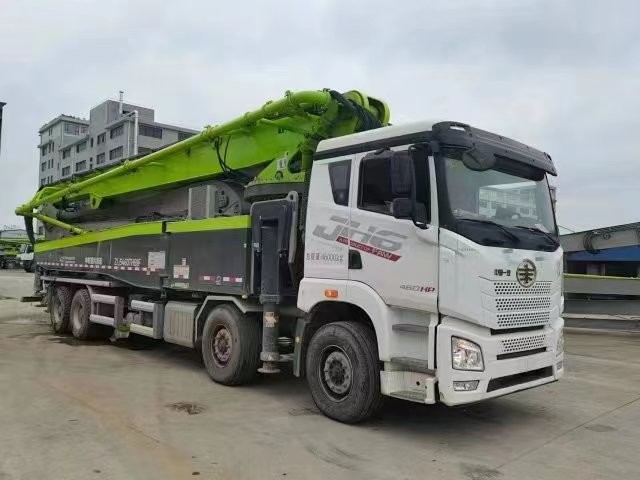 2018 37m Steyer Chassis Pump Truck Parts Compatible With Most Trucks White Green Color Scheme