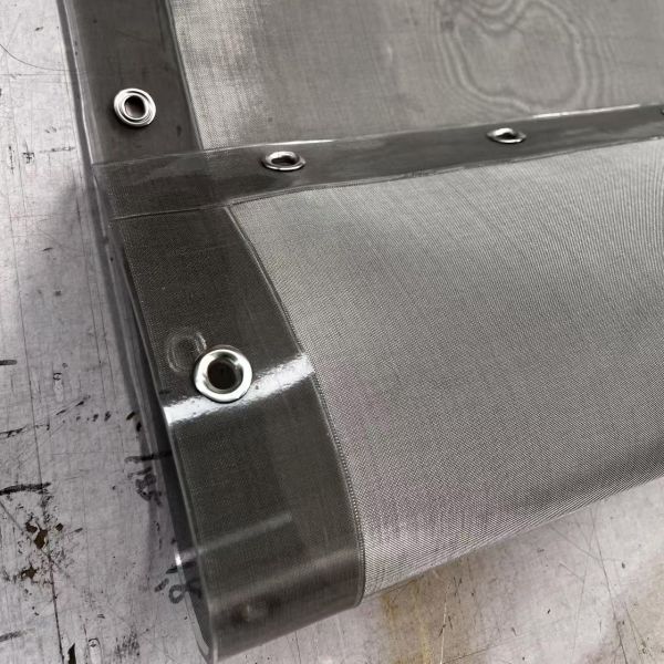 Black PU-Strip Grommet Screen