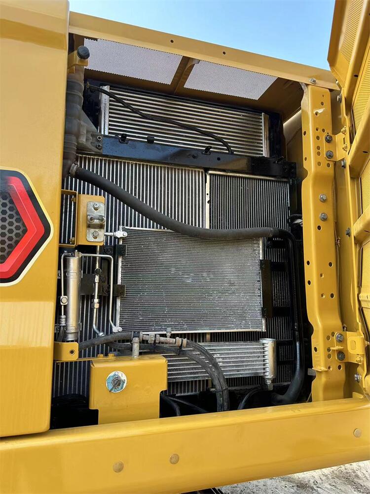 Original Used CAT 320D Excavator 20 Ton with 455 Working Hours and Hydraulic Pump
