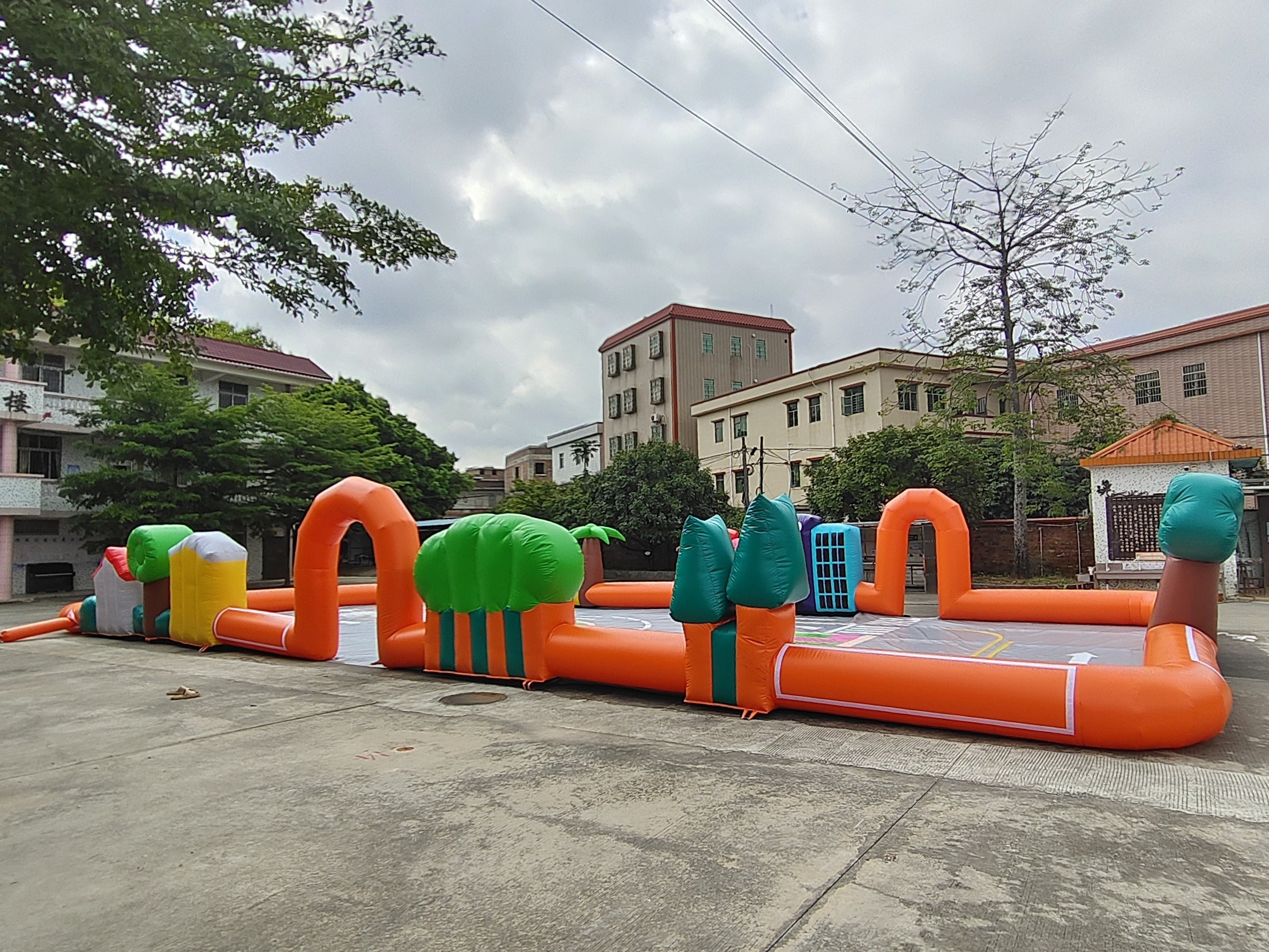 Commercial Outdoor Inflatable Sport Game Inflatable Simulated City Road Inflatable Race Track Air Tumble Track