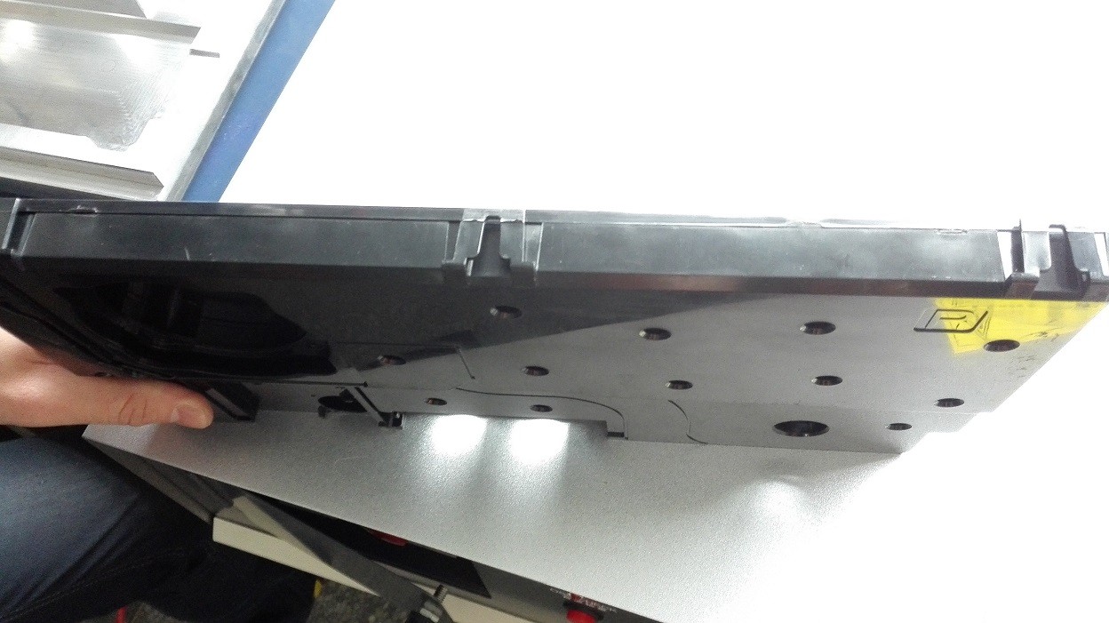 Heavy Duty Ultrasonic Plastic Welding Machine For Automotive Industry / Auto Lamps