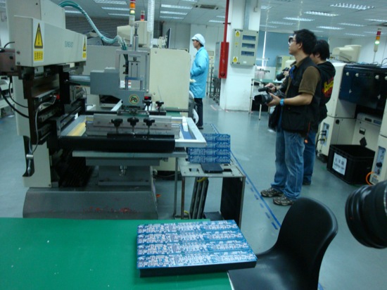 512G SSD Ultra Thin Laptop Computer Thickness 10mm-18mm 14 Inch Display Laptop