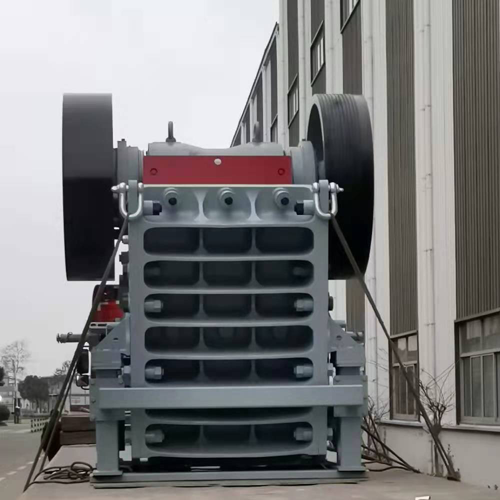 132kw Aggregate Rock PE Jaw Crusher 350t/H Aggregate Impact Crusher