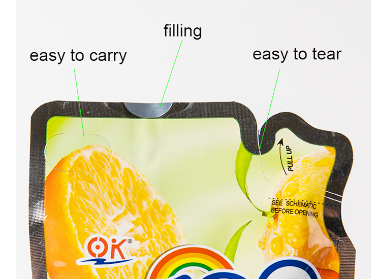 High Quality Stand Up Beverage Packaging Bag Disposable Plastic Juice Pouch with Straw