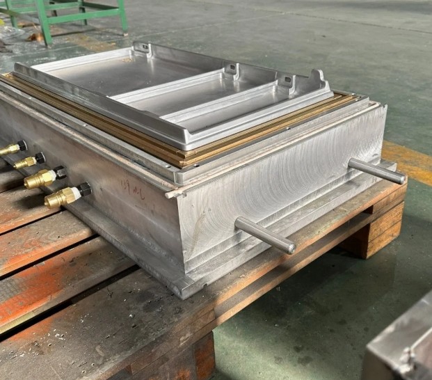 Folding Plastic Pallet Box Mould Collapsible Pallet Bins Mold