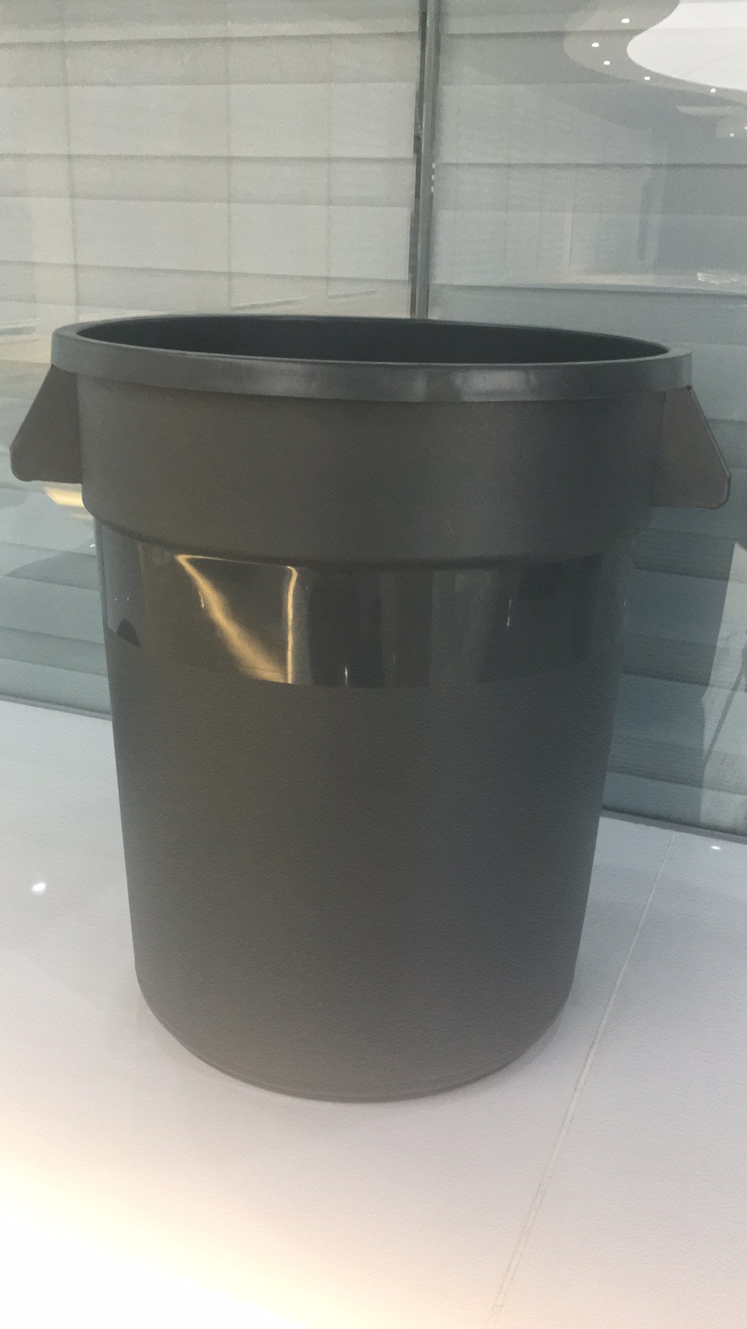 Eco-Friendly 80L Plastic Container Round Waste bin