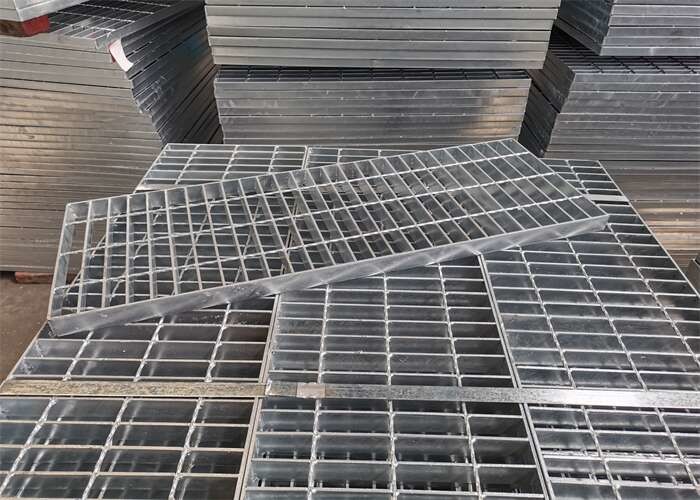 40mm Height Outdoor Hot Dip Galvanized Grating S275JR 304 Stainless Steel Grate
