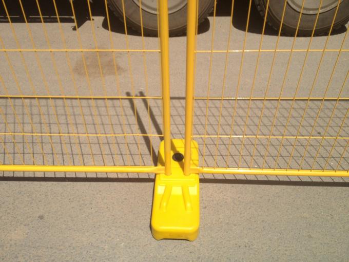 Standard Temporary Fence for Sale 2100mm x 2400mm ,42 microns ,wall thickness 2.00mm and a 60mm x 150mm diameter