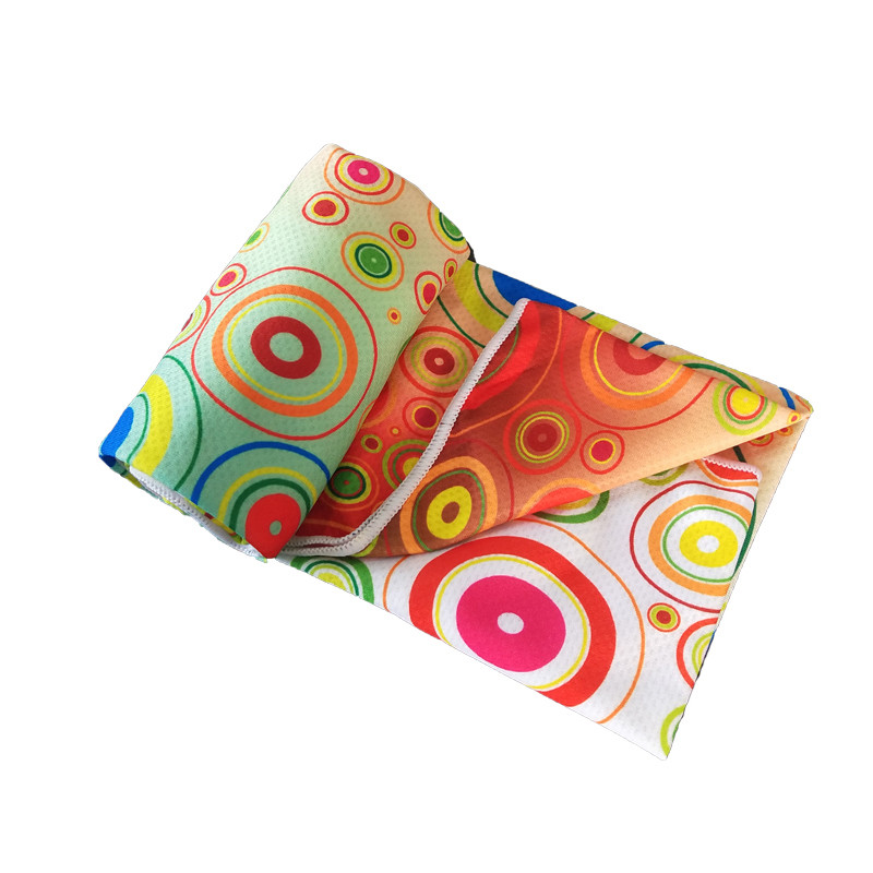 SGS Quick Dry Microfiber Keep Cool Towel For Hot Weather Custom Logo Multicolor
