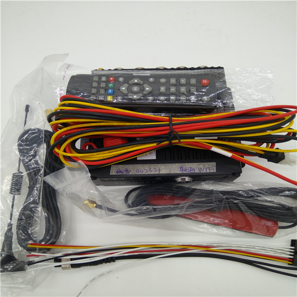 Truck Bus Fleet Management Mobile HD DVR WCDMA Vehicle DVR Camera System