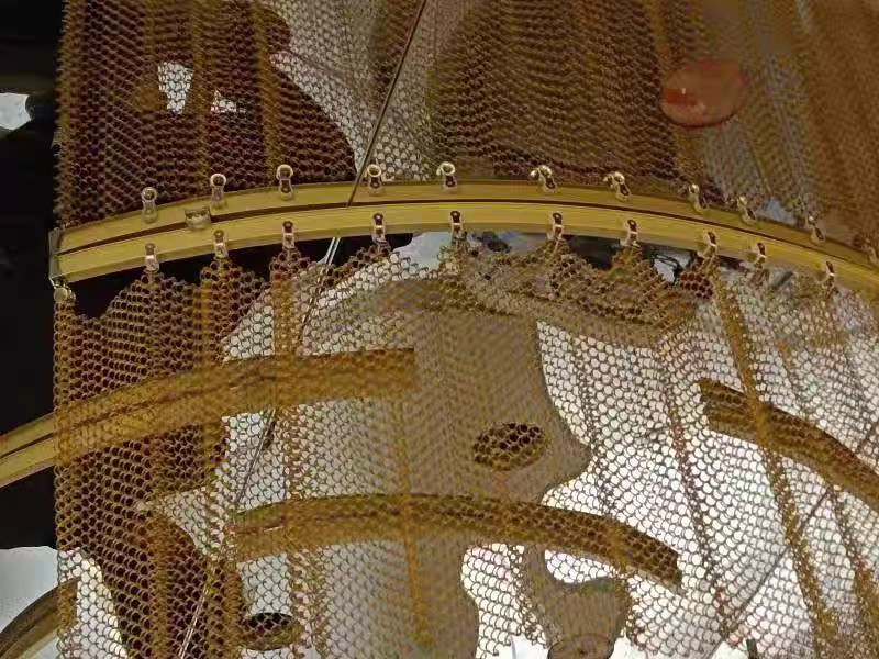 Anodized Aluminium Flexible Metal Mesh Curtains Gold Color For Architectural Decoration