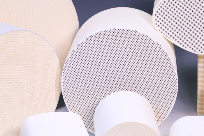 Honeycomb Filter Plate Cordierite Porous Ceramic Infrared Insulator