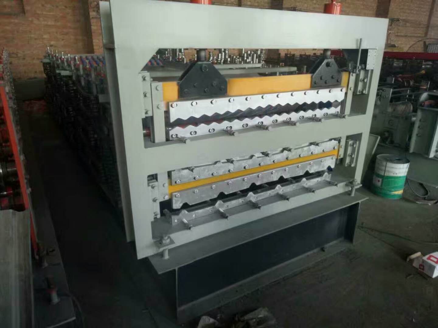 metal roofing sheet wall panel three layer roll forming machine