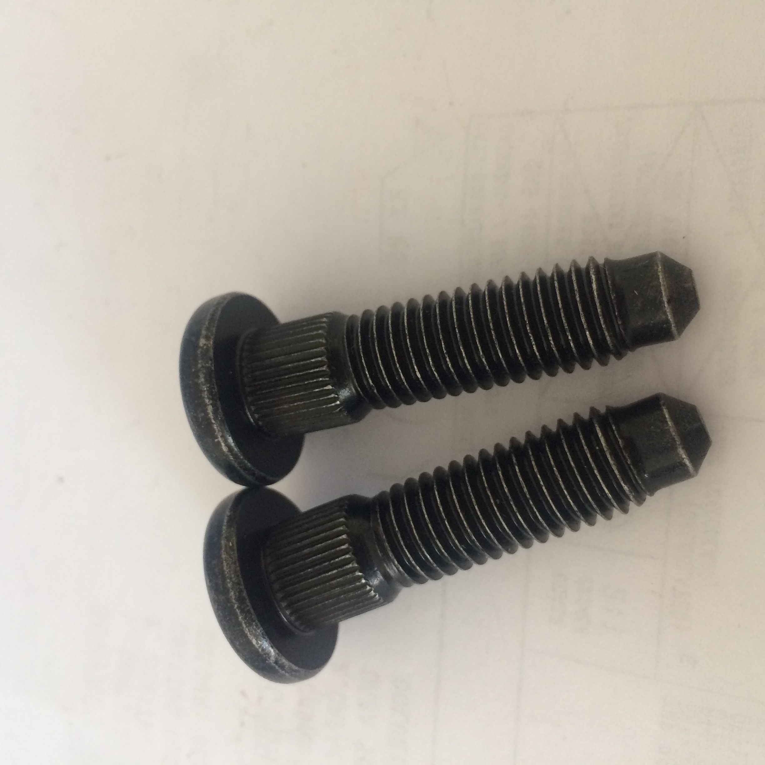 Round Head Serrated Shoulder Screw