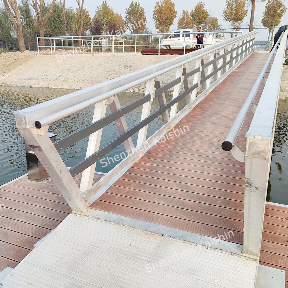 Aluminum Marine Dock Ramps 300mm Freeboard Floating Finger Dock