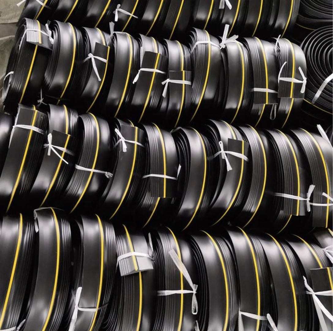 Strong Duarable Long Use Life PVC Bottom Seal Strip For Gargae Door