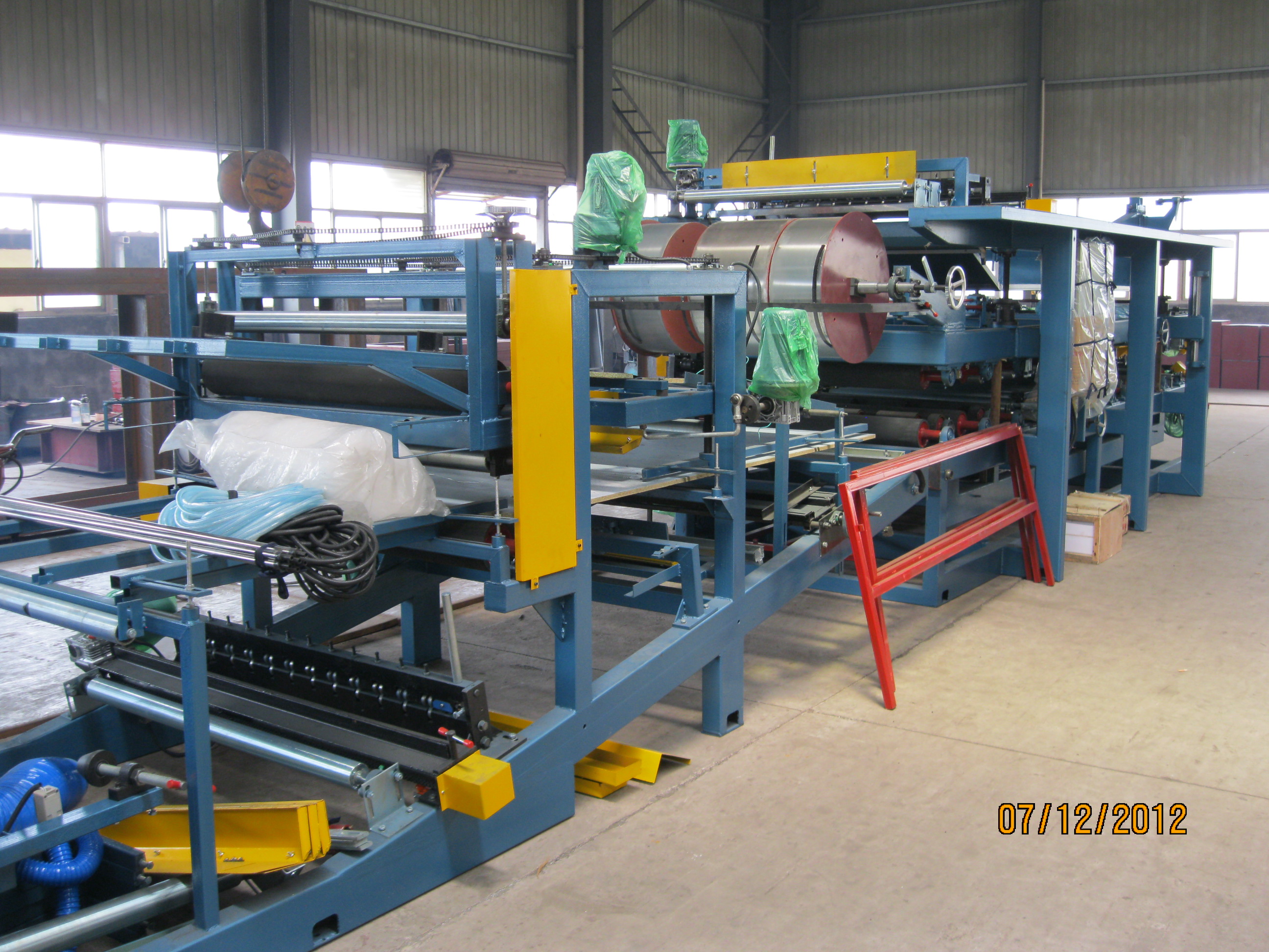 EPS Sandwich Panel Production Line 28KW For Insulation Panel