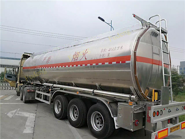 50 cbm 3 axle tanker fuel oil semi trailer aluminium alloy for sale