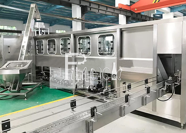 3 In 1 QGF-1000 Mineral Water Bottling Machine