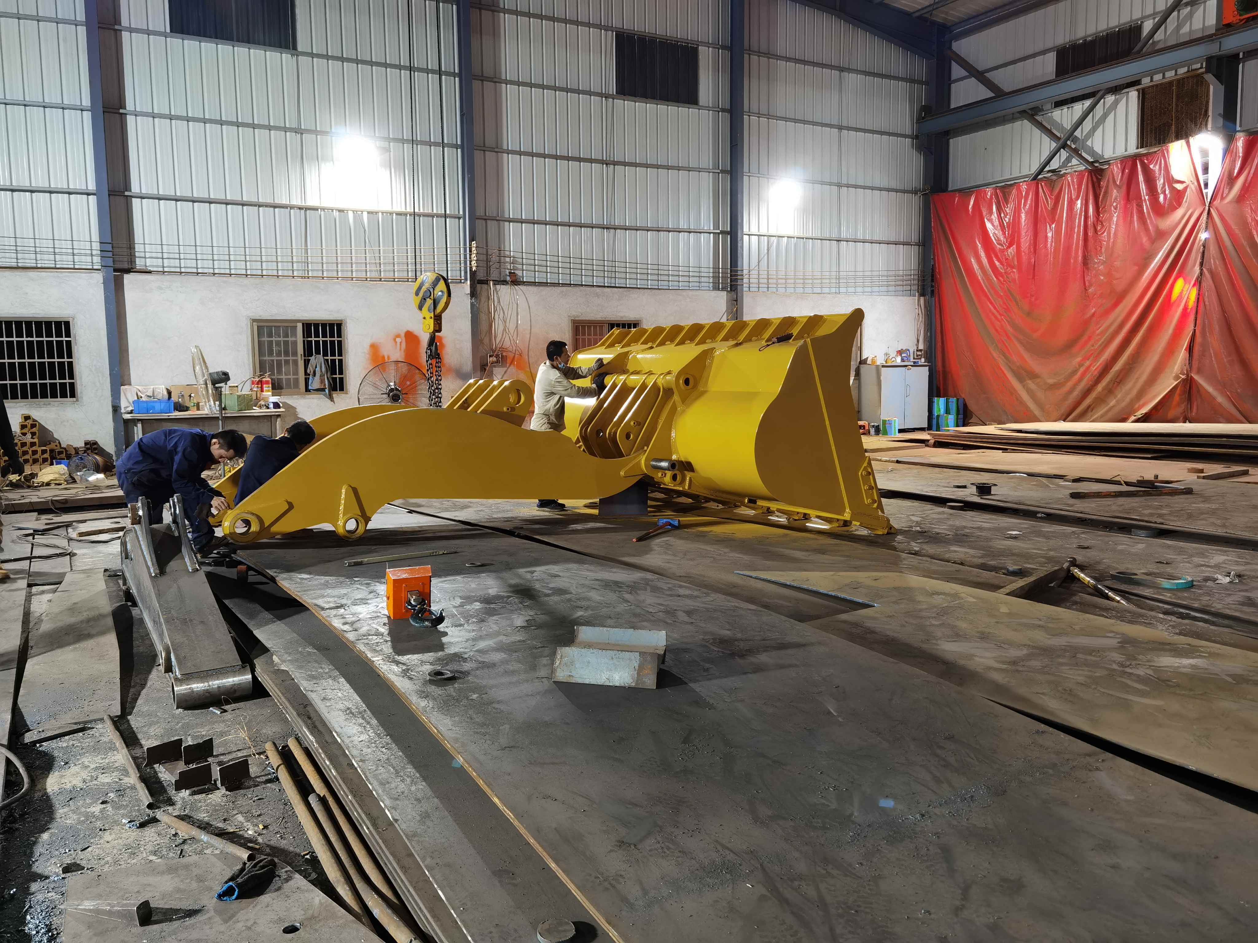 Customize Caterpillar 980 Loader Boom & 5.5m³ Bucket Excavator Parts for Construction Machinery