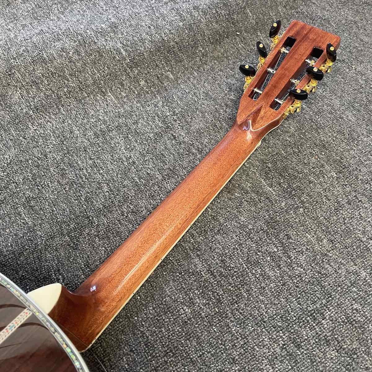 Custom OOO-45 AAAAA 5A Solid Wood Martin Style Cutaway Acoustic Guitar with Ebony Fingerboard 12 Frets 43mm Width Nut, Accept Guitar OEM