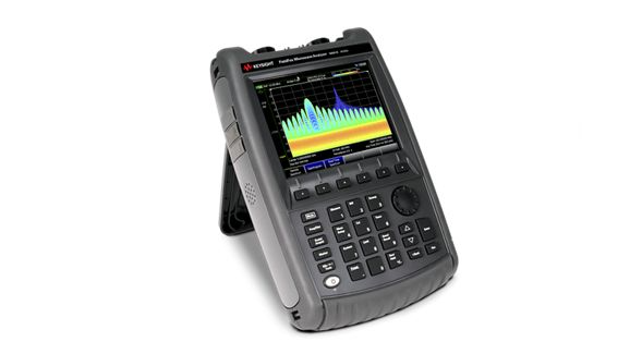 N9951B FieldFox Handheld Microwave Analyzer, 44 GHz for Customizable Microwave Measurements