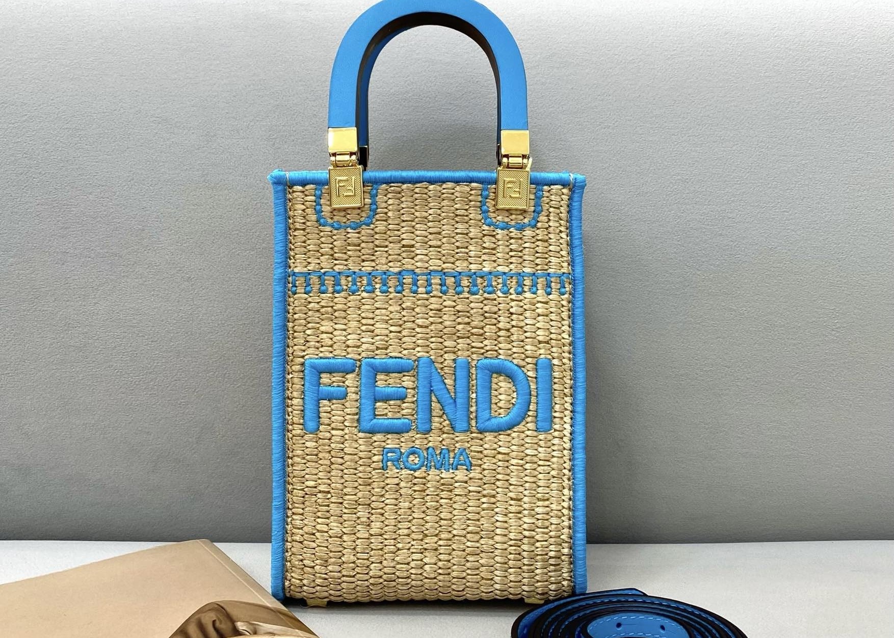 Newest Mini Small Square Bag Straw Weaving Series Of Pure Hand Woven Handbag Luxury Style Cross-Body Bag