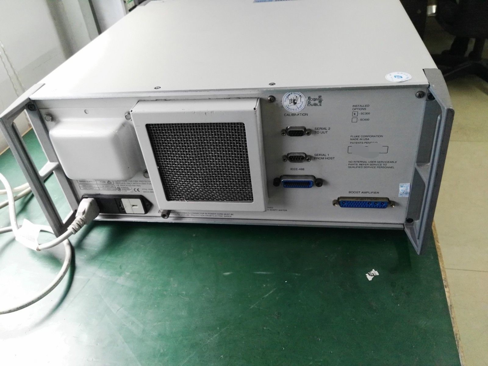 5800A Fluke Oscilloscope Multi Function Calibrator Automatic Meter Error Calculation