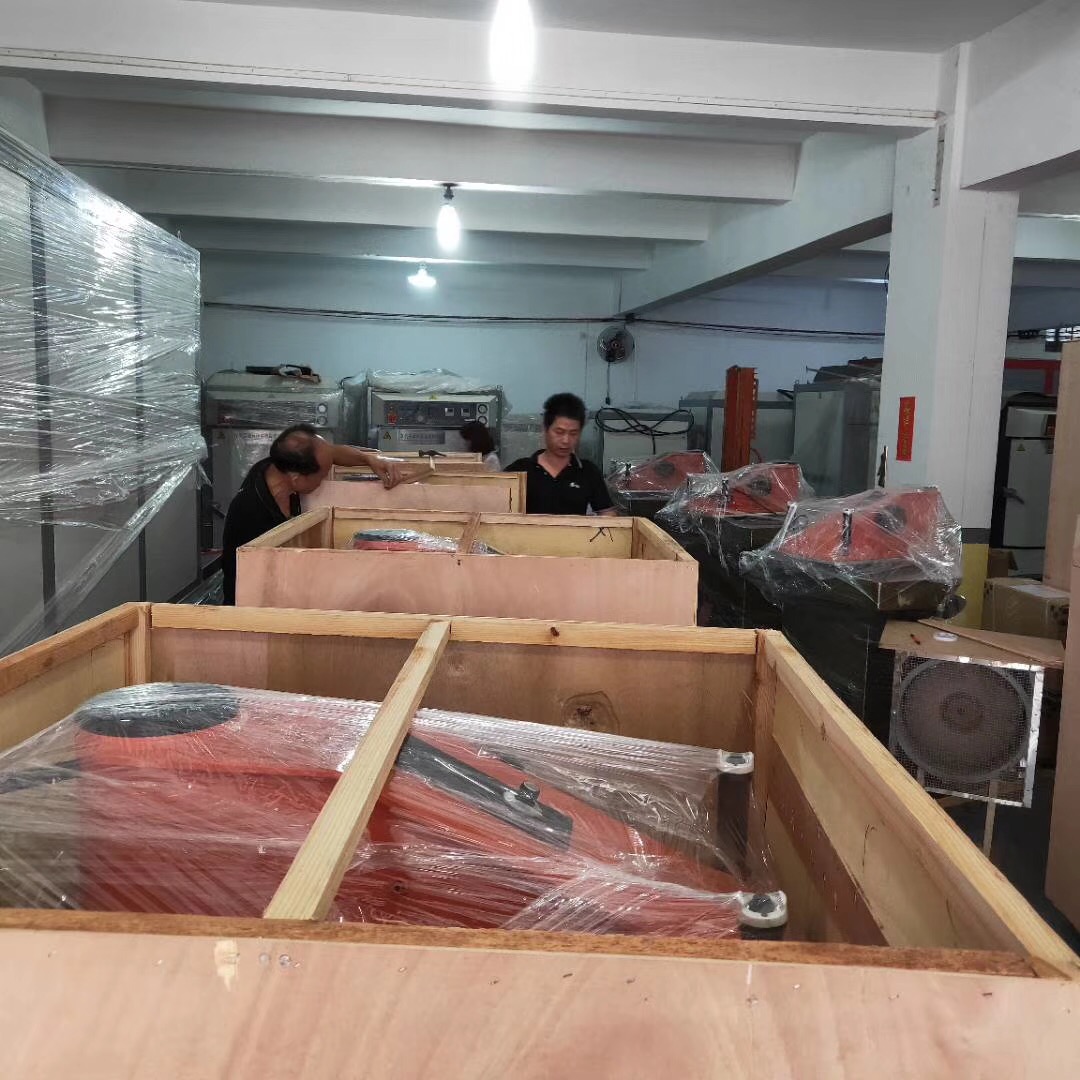 12T Artificial Leather Die Press Machine High Accuracy With Materials And Components