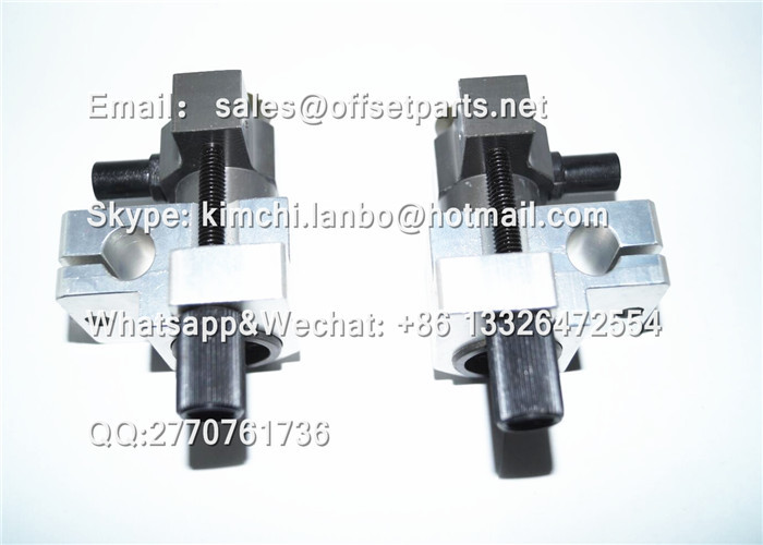 four boot machine paper delivery sucker assembly komori offset printing machine part