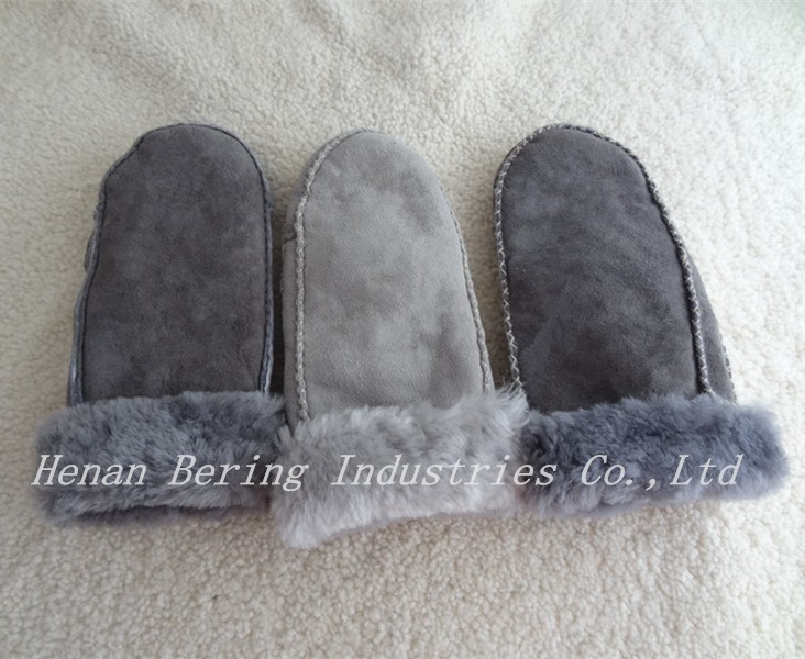 Wholesale Economic Soft Hand Sewn Double Stitching Real Lamb fur Patched Shearling Sheep Skin Cheap Winter Leather Mitten Gloves