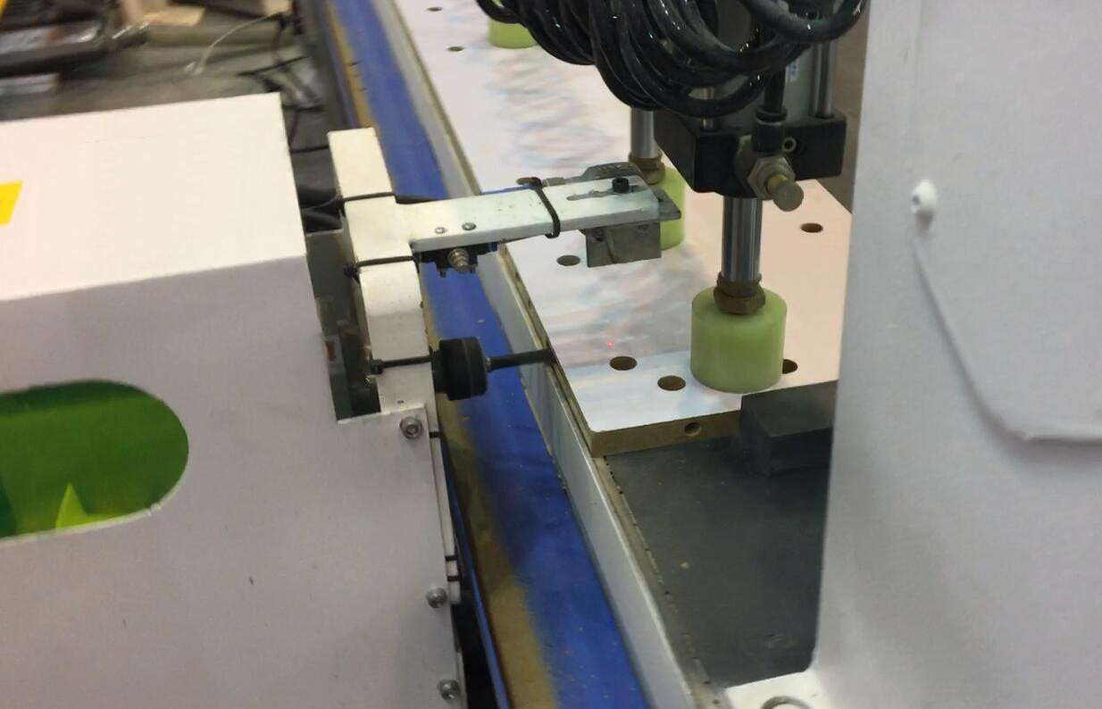 computer full automatic horizontal side hole drilling machine laser location drilling machine
