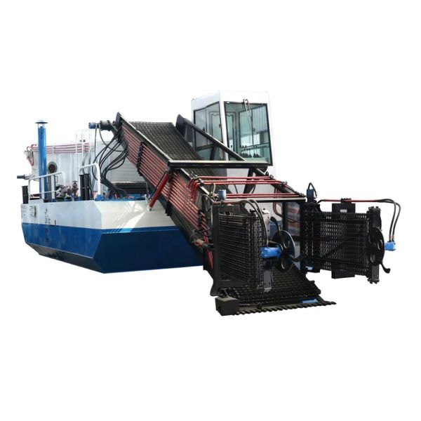 Mini Size Aquatic Weed Harvester with 103KW Power and 12t Loading Capacity for Efficient Water Hyacinth Harvesting