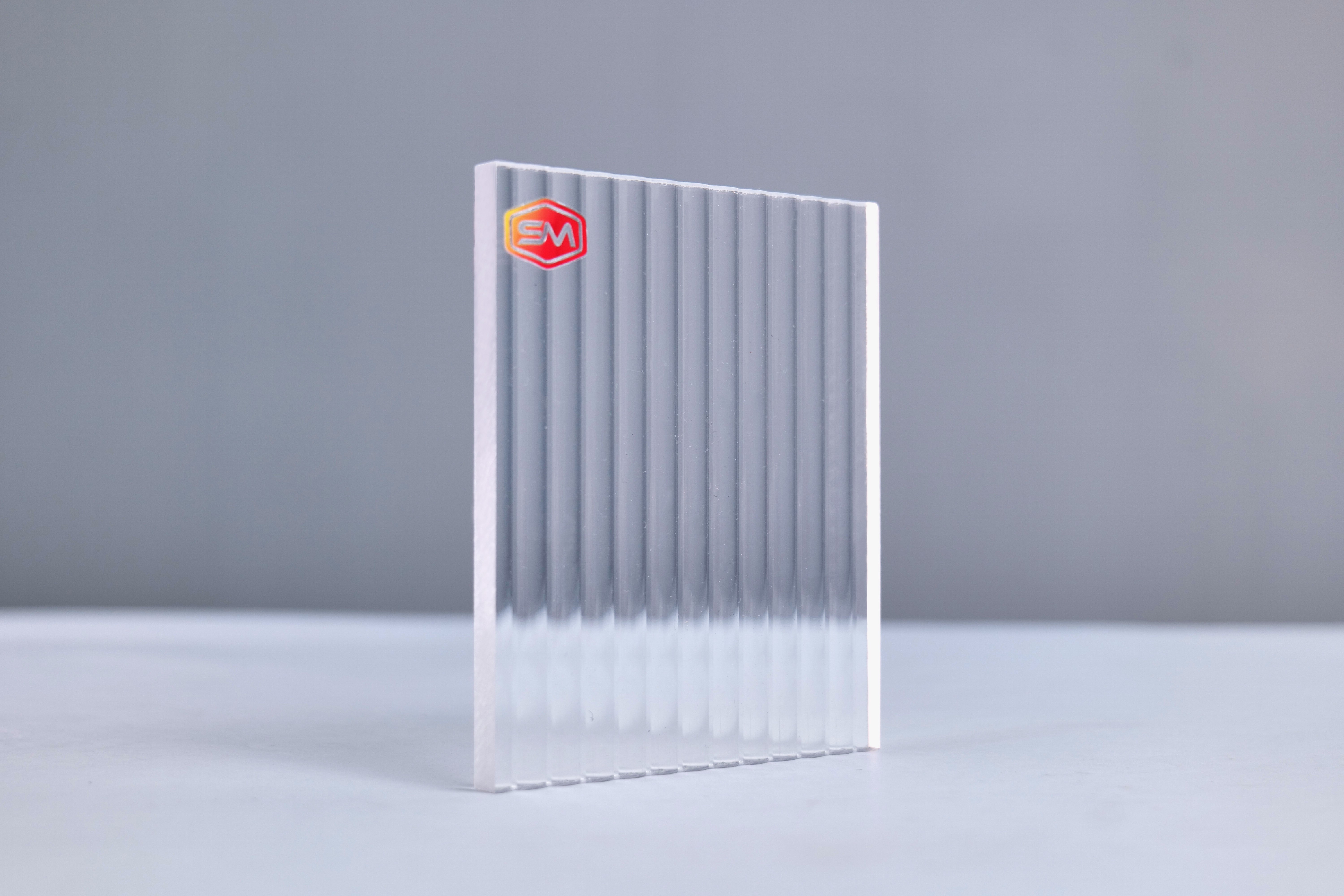 Extruded Wave 3mm 5mm Thick Striped Clear Linear Pattern Textured Acrylic Sheet