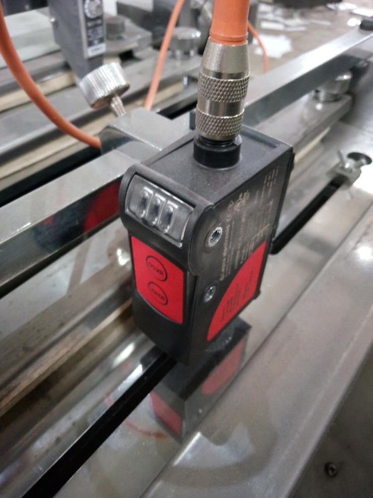 Automatic Self Adhesive Label Die Cutting Machine