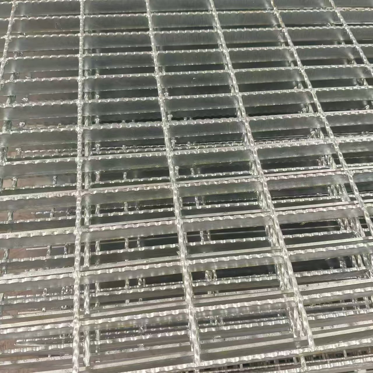 Fire-Proof Steel Grating, Ensuring Safety