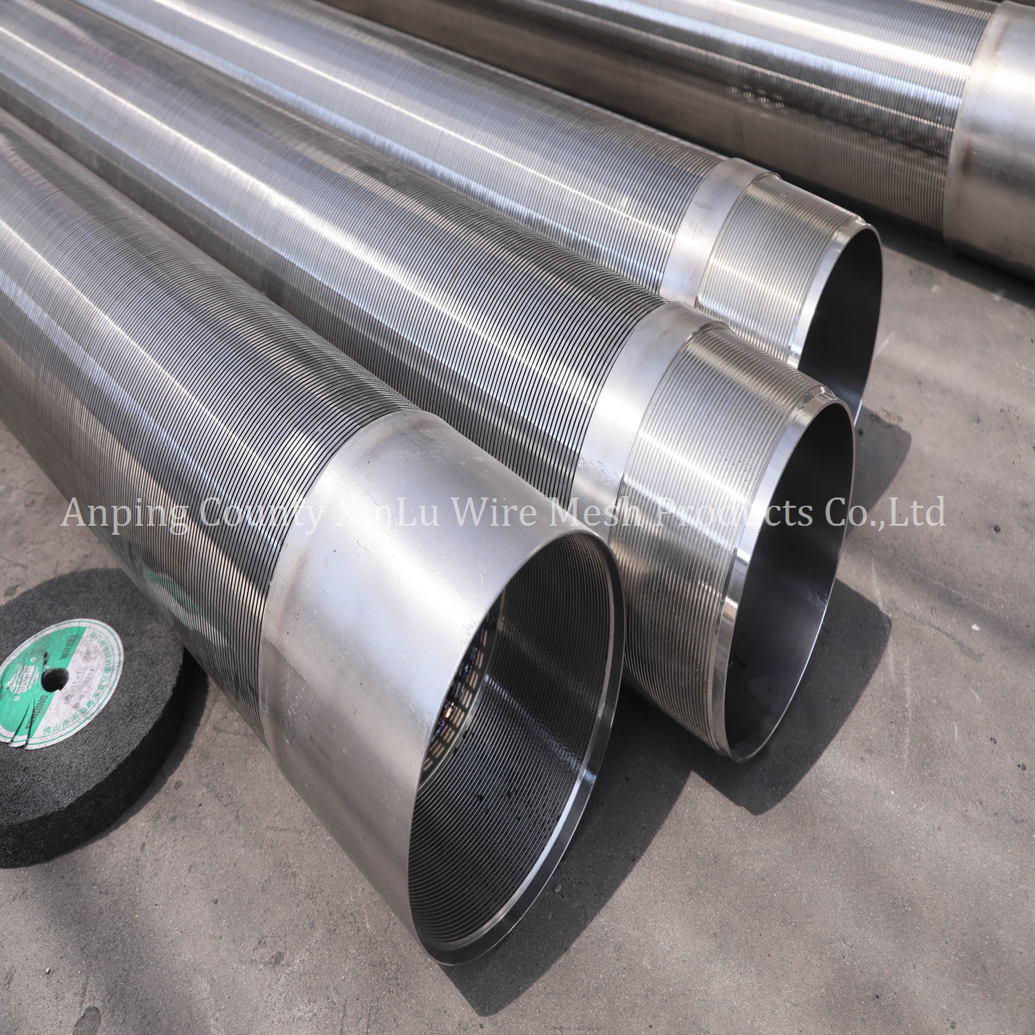 Polished Non Magnetic Stainless Steel Wedge Wire Continuous Slot Screen Tube Johnson V Wire Strainer Pipe
