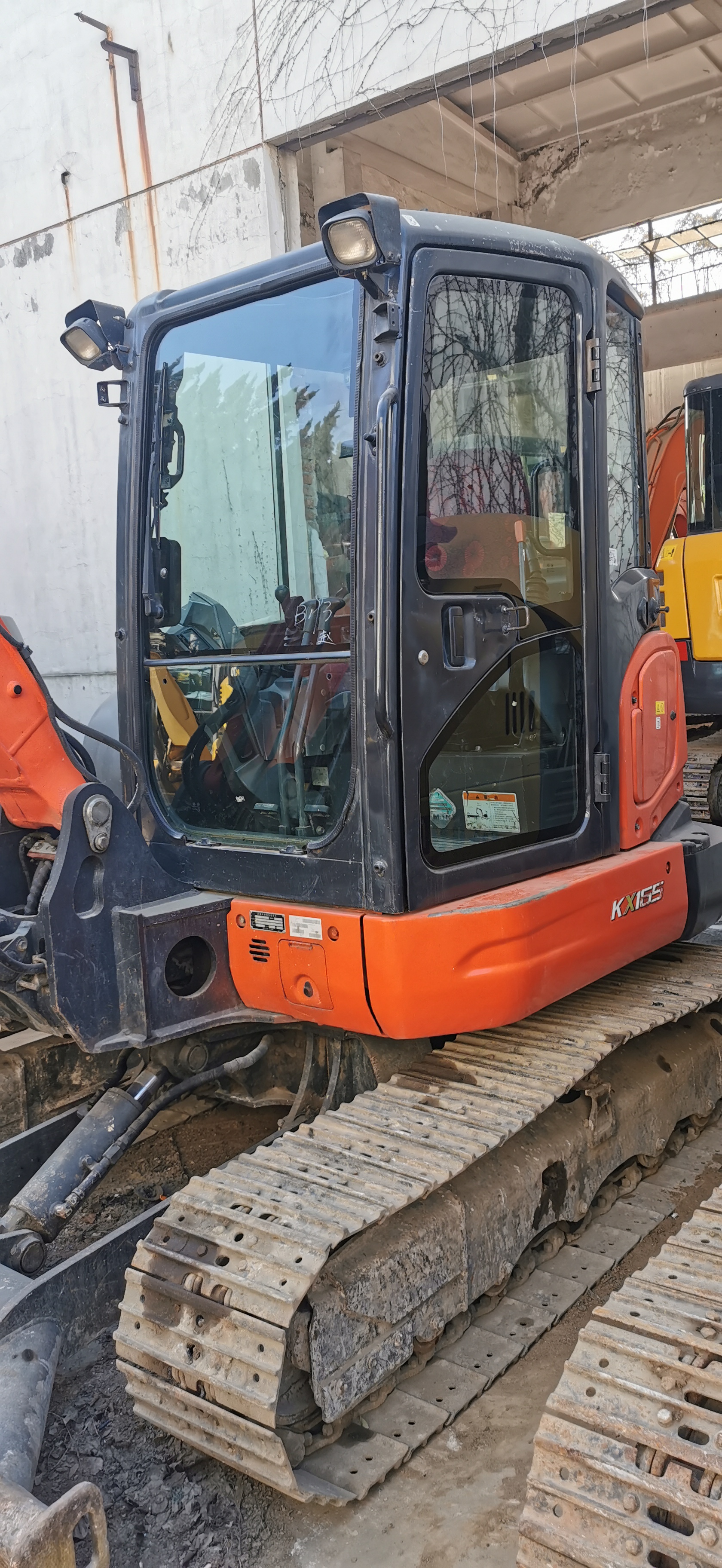 6TON Operating Weight Kubota KX165-1 Mini Excavator with 0.24 Bucket Capacity and One