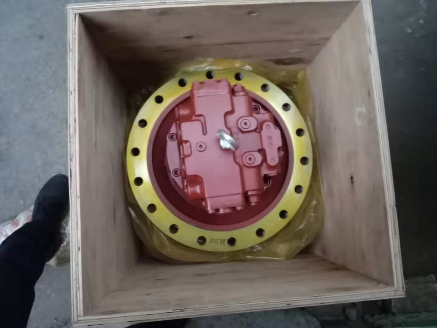 SY335 JS330 HD1430-3 Excavator Travel Motor B0240-93040 MAG-170VP-5000-7 Hydraulic Final Drive Motor