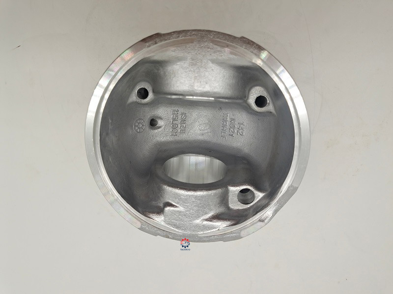 Engine Cylinder Liner Kit 6HK1 4HK1 6WG1 6RB1 6SD1 Piston 1-12111976-0
