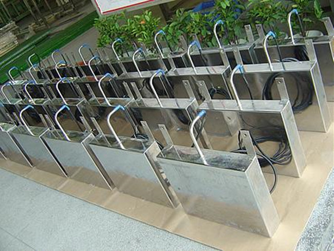 Custom 100L Industrial Ultrasonic Cleaner Bath For Parts Metal Cleaning