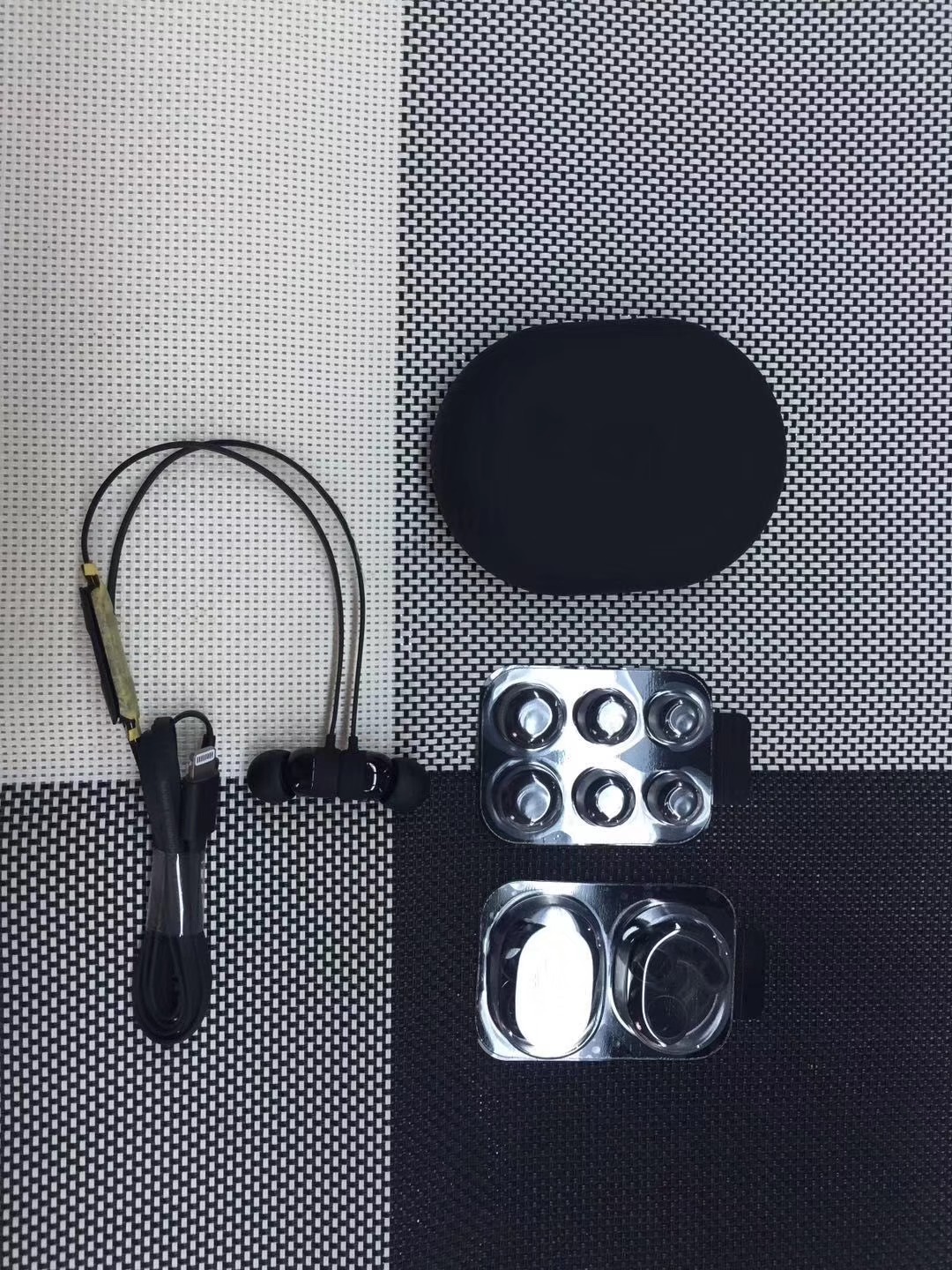 7 colors Beats by Dr. Dre urBeats³ 3 Earphones with In-line Controls-Matte Silver NEW made in chian grgheadsets-com.ecer.com