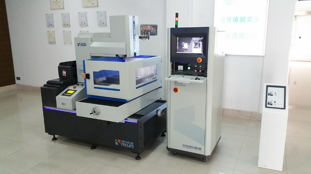 2018 New designed FR400 CNC Wire cutting EDM EDM wire cutting machine