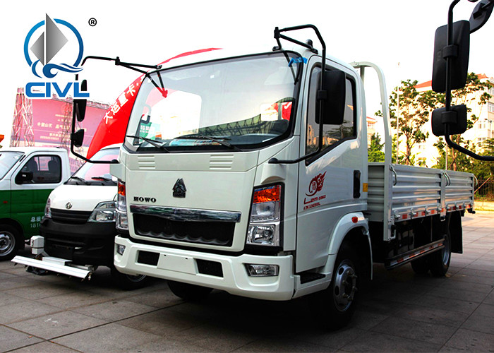 ZZ1047F3315E145 HOWO 4x2 Flat Bed Truck For Machinery Transportation