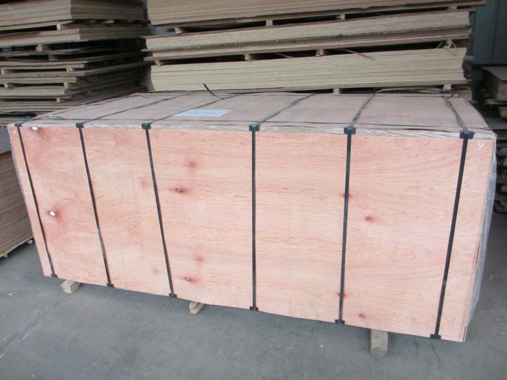 Llyods Certificate Phenolic WBP Glue 16mm Marine Okoume Plywood